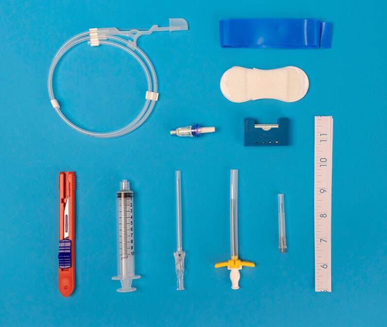 Difference Between Midline Catheter and PICC Line